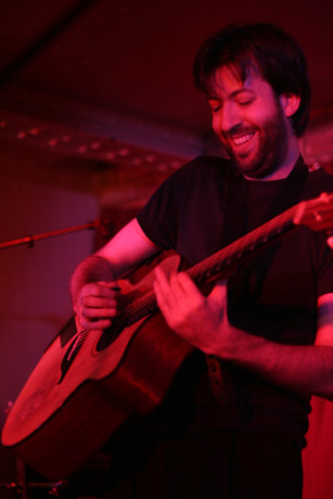 Jon Gomm