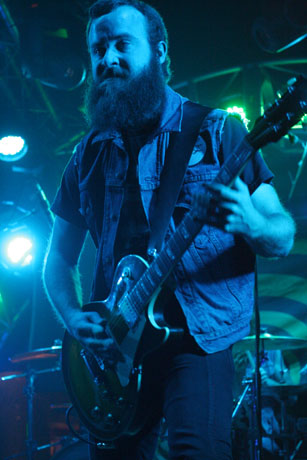 Valient Thorr