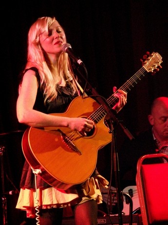 Stephanie Dosen