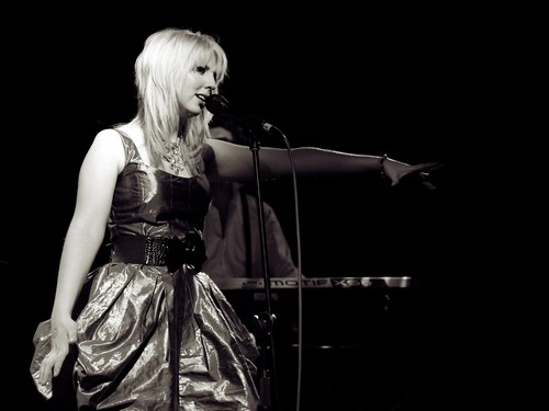 Polly Scattergood @ Hoxton Square Bar & Kitchen, Hackney on 30-03-2009