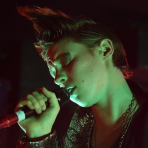 La Roux