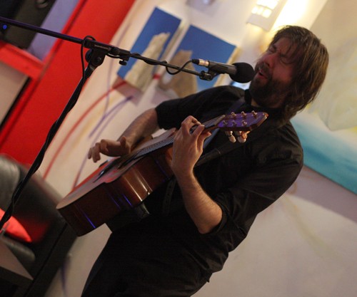 Jon Gomm