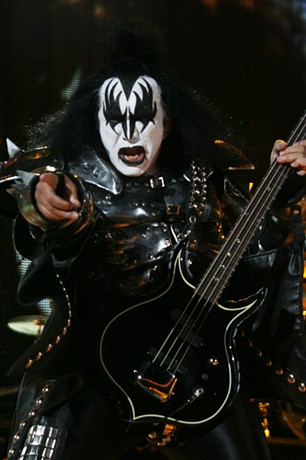 Kiss