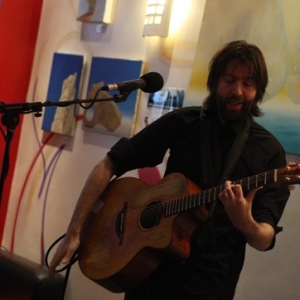 Jon Gomm