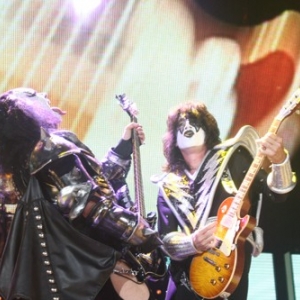 Kiss