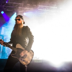 Skindred