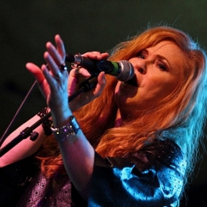 T'Pau
