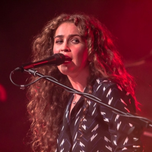 Rae Morris