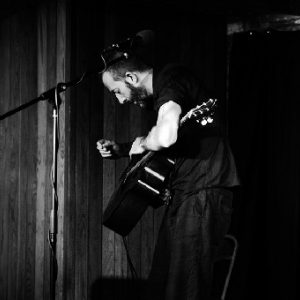 Jon Gomm